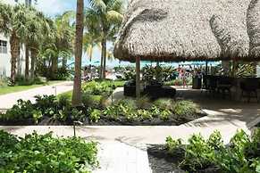 The Tides on Hollywood