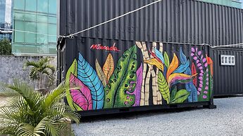 Nomada Container Hotel Panama City