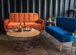 Nomada Container Hotel Panama City