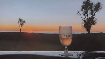 Awatuna Sunset Lodge