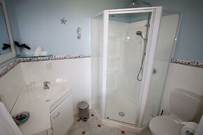 Awatuna Sunset Lodge