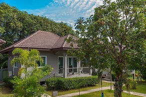 Cozy cottage with kitchen of Maenam 4