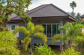 Cozy cottage with kitchen of Maenam 4