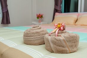 Cozy cottage with kitchen of Maenam 4