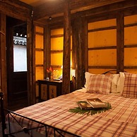 Pig's Inn Huangshan Xidi