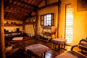 Pig's Inn Huangshan Xidi