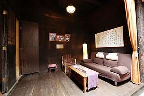 Pig's Inn Huangshan Xidi