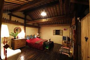 Pig's Inn Huangshan Xidi