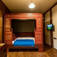 Pig's Inn Huangshan Bishan