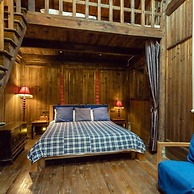 Pig's Inn Huangshan Bishan