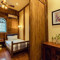 Pig's Inn Huangshan Bishan