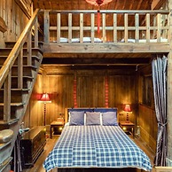 Pig's Inn Huangshan Bishan