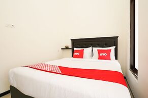 OYO Living 1743 Anie Residence