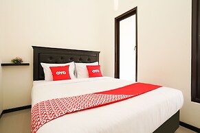 OYO Living 1743 Anie Residence