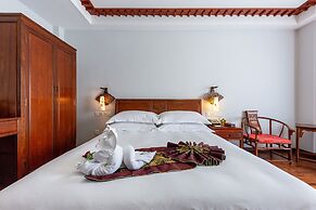 Hejing Zemeixuan Boutique Hotel