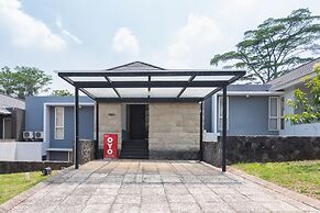 OYO 2001 Taman Dayu Villa Golf View