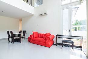 OYO 2001 Taman Dayu Villa Golf View