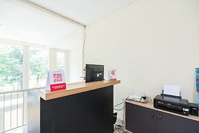 OYO 2001 Taman Dayu Villa Golf View