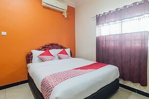 OYO 2010 Satria Guest House