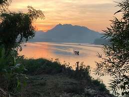 On The Mekong Resort