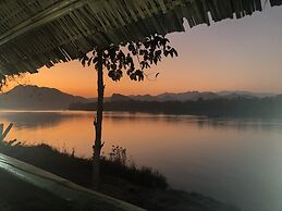 On The Mekong Resort