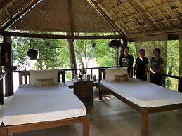 On The Mekong Resort