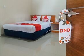 OYO 1448 Mangga Dua Guest House