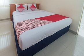 OYO 1448 Mangga Dua Guest House