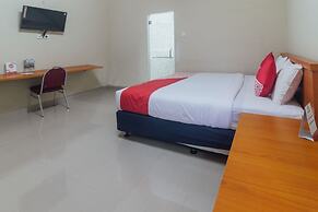 OYO 1448 Mangga Dua Guest House