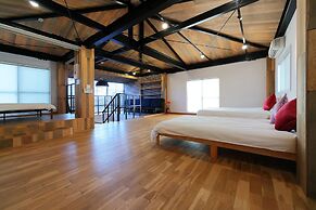 HOTALU Universal Vacation Kan