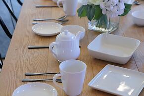 HOTALU Universal Vacation Kan