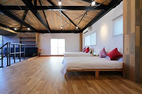 HOTALU Universal Vacation Kan