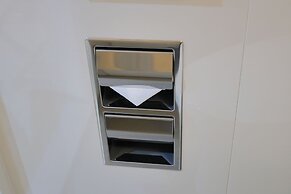 HOTALU Universal Vacation Kan