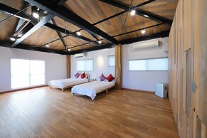 HOTALU Universal Vacation Kan