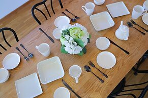 HOTALU Universal Vacation Kan