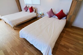 HOTALU Universal Vacation Kan