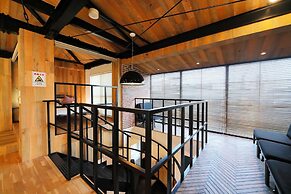 HOTALU Universal Vacation Kan