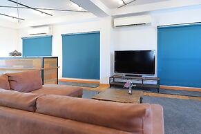 HOTALU Universal Vacation Kan