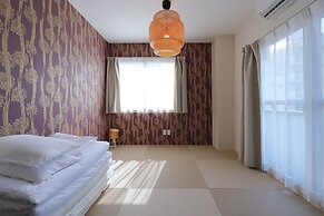 HOTALU Universal Vacation Kan