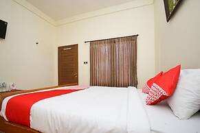 OYO 1483 Hotel Bumi Bermi Permai
