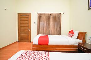 OYO 1483 Hotel Bumi Bermi Permai