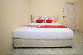 OYO 1335 Anie 71 Residence