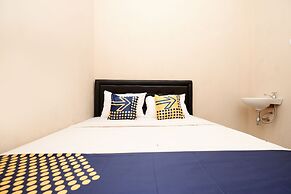 SPOT ON 2027 Putri Guest House Syariah