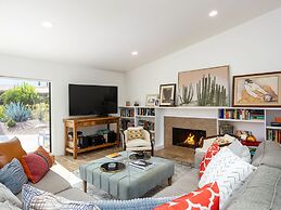 Modern Loma Vista