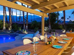 Modern Loma Vista