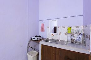 OYO 1721 A. Yani 95 Residence