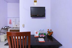 OYO 1721 A. Yani 95 Residence