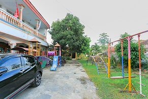 OYO 1721 A. Yani 95 Residence