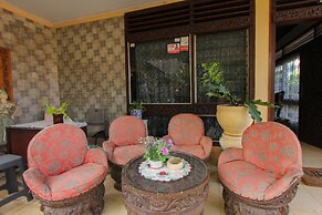 OYO 1721 A. Yani 95 Residence