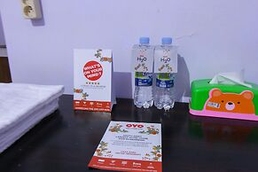 OYO 1721 A. Yani 95 Residence